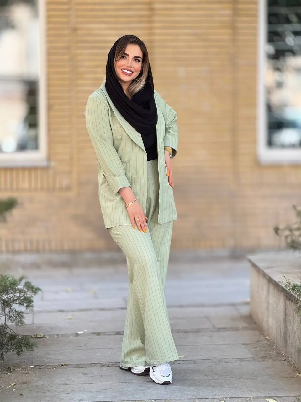 کت شلوار شیش دکمه دیپلمات